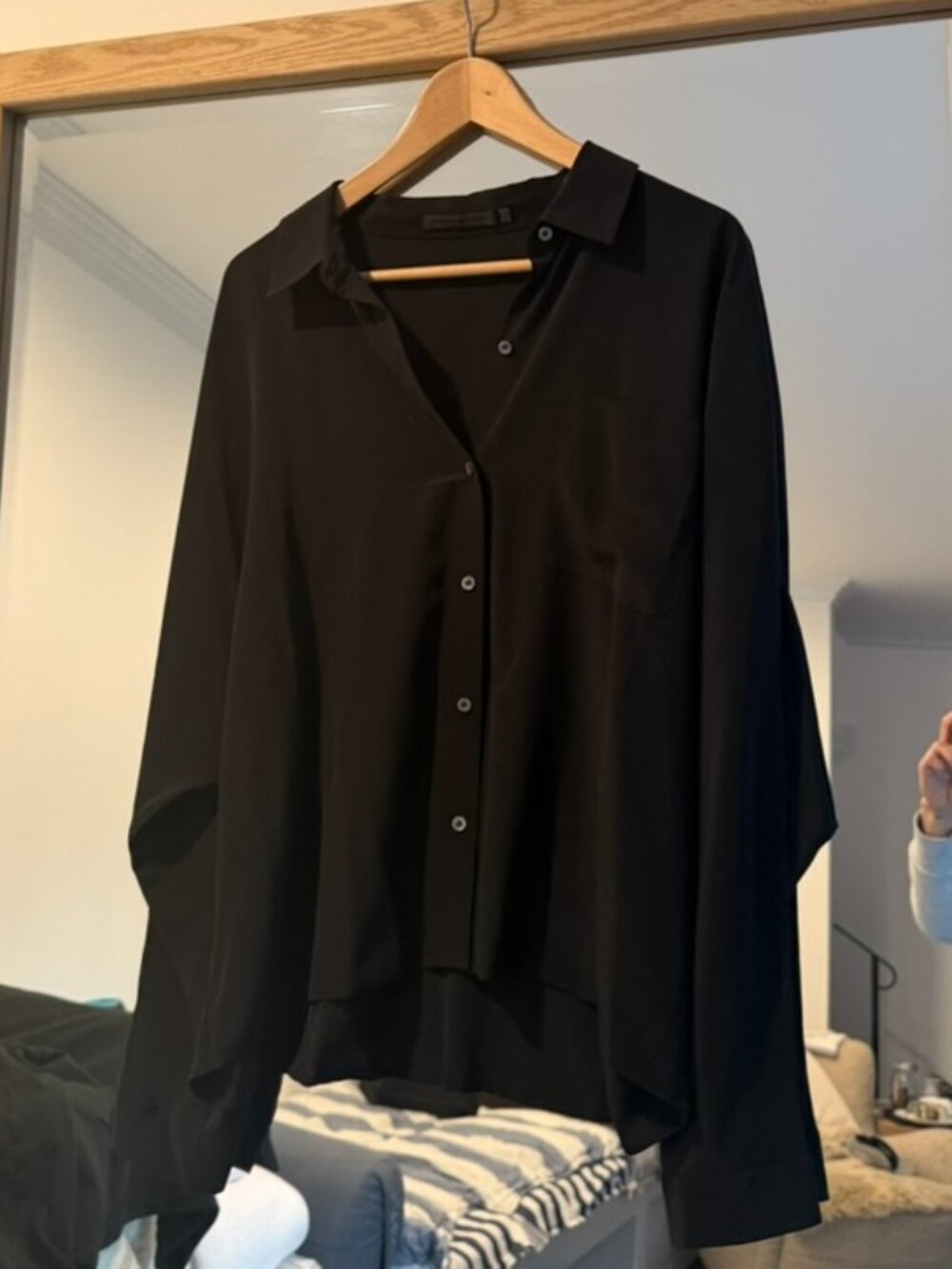 Women's Jenni Kayne Black 100% Silk Blouse